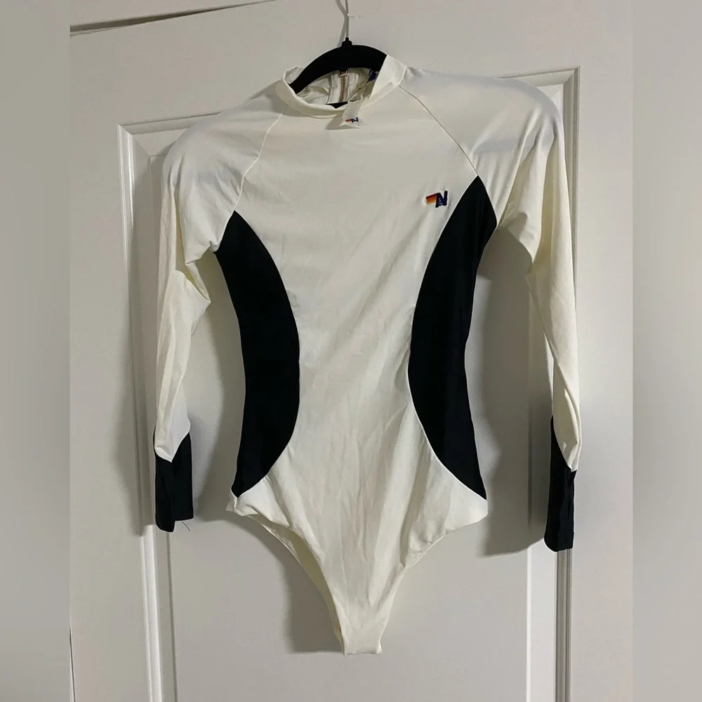 Aviator nation surf suit - Picture 1 of 3